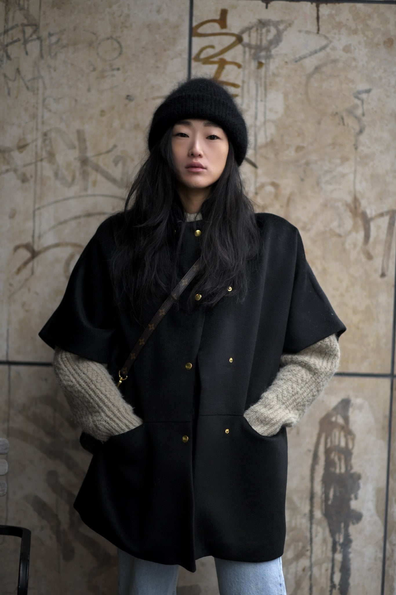 Short MOK Merino Wool Coat - Black