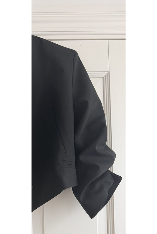 NEW - LIU Wool Blazer