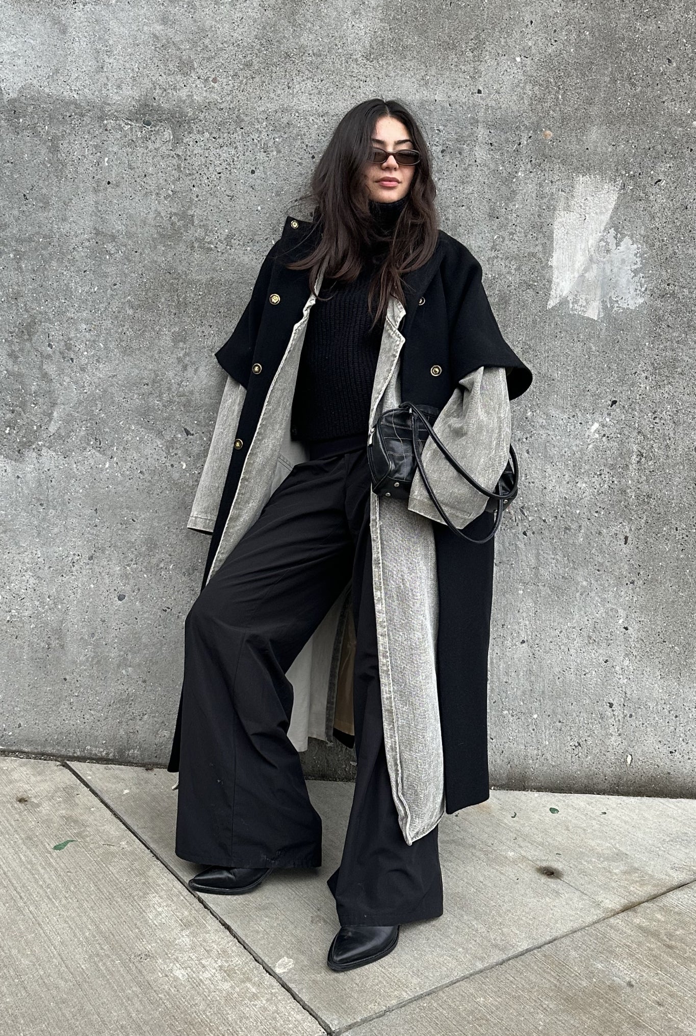 Long MOK Wool Coat - Black