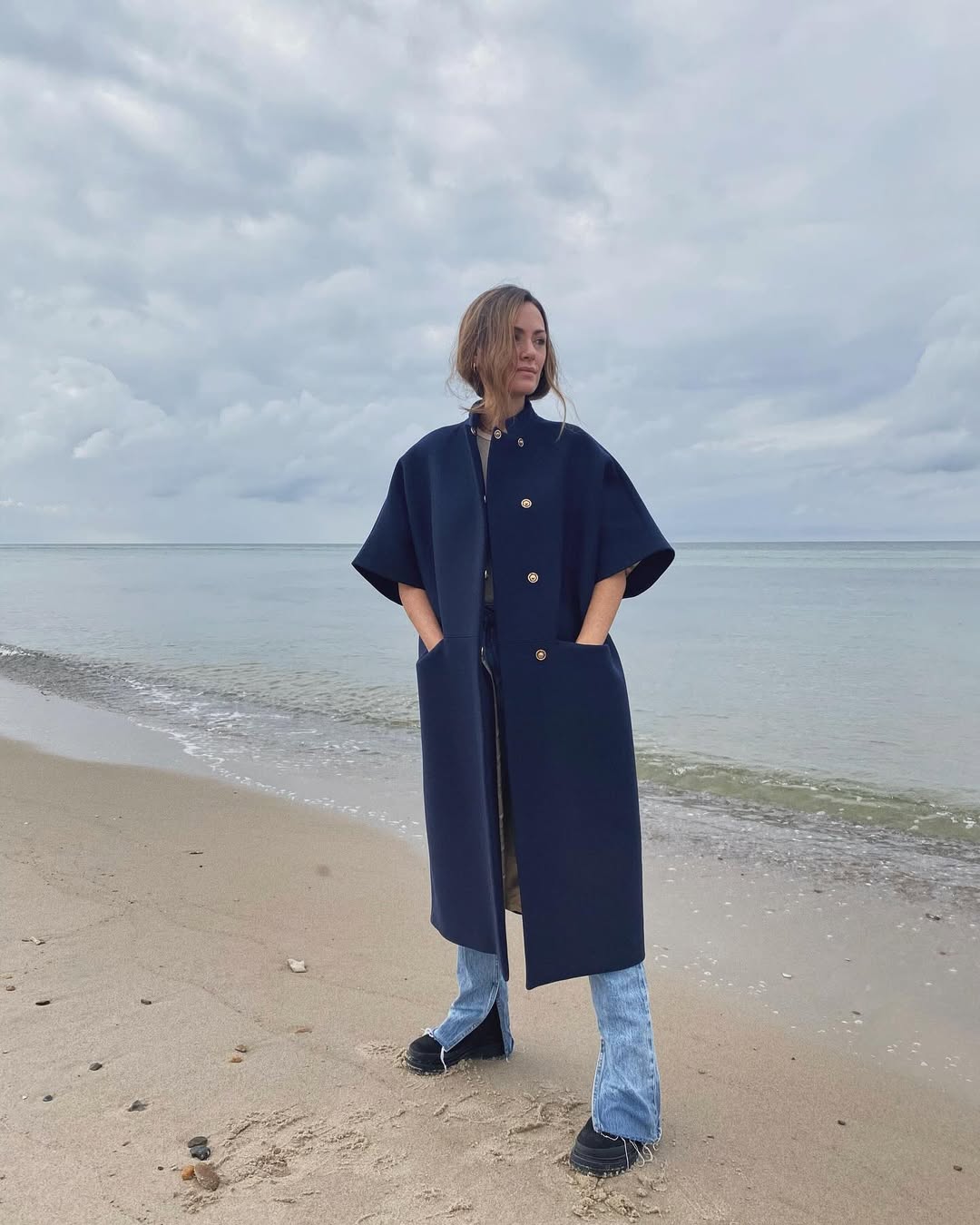 Long MOK Wool Coat - Navy